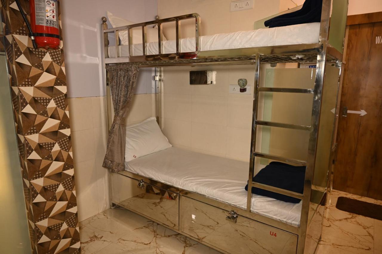 Sagar Dormitory Andheri - Nearest To Andheri Railway Station West Mumbai Exterior foto