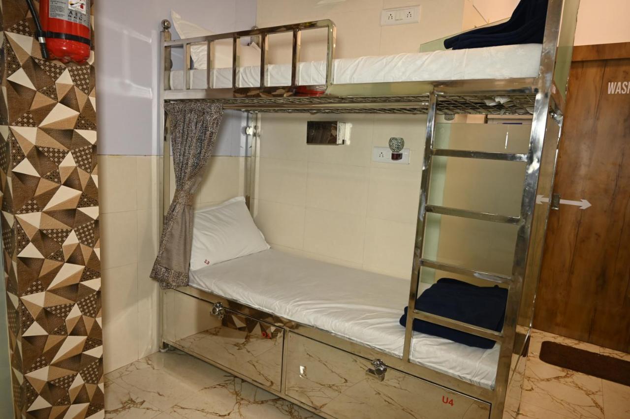 Sagar Dormitory Andheri - Nearest To Andheri Railway Station West Mumbai Exterior foto